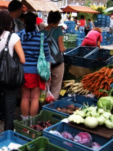 Ten Reasons Restaurants Should Buy Locally Ten Reasons Restaurants Should Buy Locally